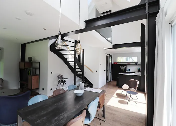 In Texel Near National Park Dunes Tatil Evi